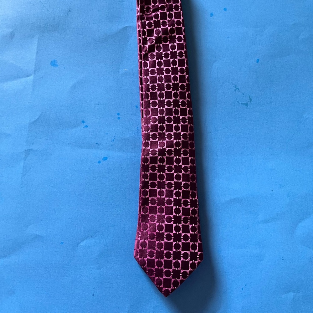 SELLING BCBG TIE FOR MEN COLOR PURPLE SIZE 60” L DRY CLEAN ONLY